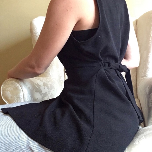 Black Tank Top with Gold Details/Black Vest - Picture 2 of 3